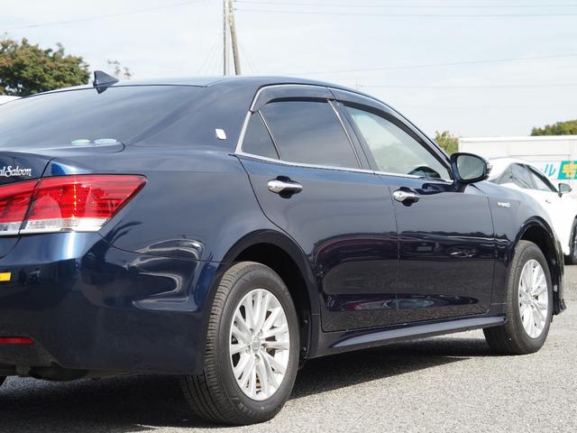 TOYOTA CROWN HYBRID ROYAL SALOON FOUR