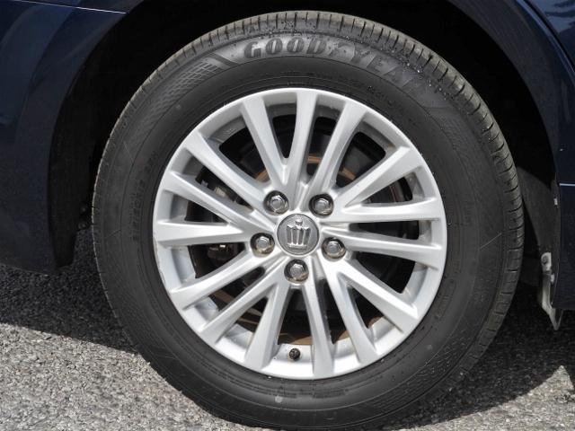 TOYOTA CROWN HYBRID ROYAL SALOON FOUR