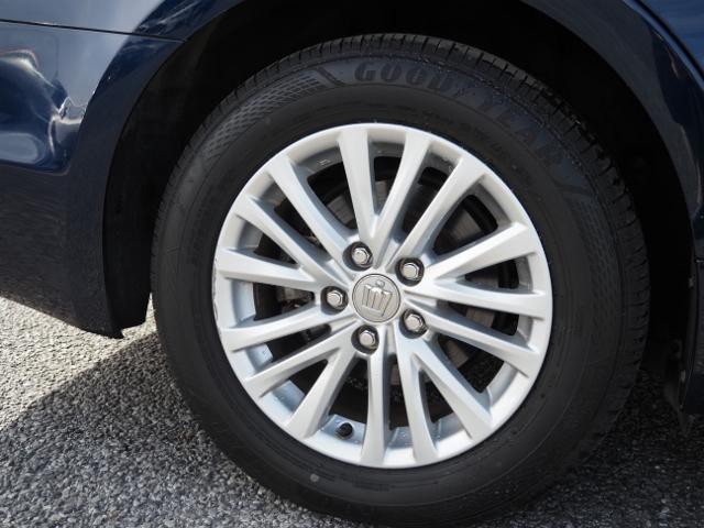 TOYOTA CROWN HYBRID ROYAL SALOON FOUR