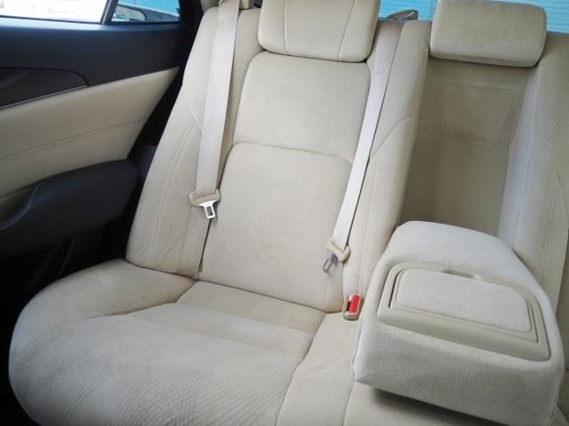 TOYOTA CROWN HYBRID ROYAL SALOON FOUR