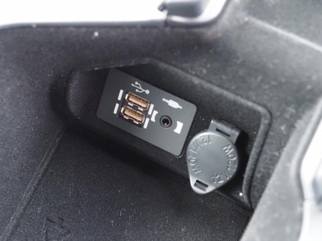 IS IS300h バージョンL 法人ワンオーナー禁煙車 走行5000Km セーフティシステムプラス BSM/PKSB OP・パノラミックビュー 黒革シート リヤオートサンシェード 10.3型ナビ 3連フルLEDヘッドライト ドラレコ(40枚目)