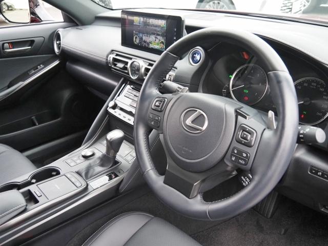 IS IS300h バージョンL 法人ワンオーナー禁煙車 走行5000Km セーフティシステムプラス BSM/PKSB OP・パノラミックビュー 黒革シート リヤオートサンシェード 10.3型ナビ 3連フルLEDヘッドライト ドラレコ(47枚目)