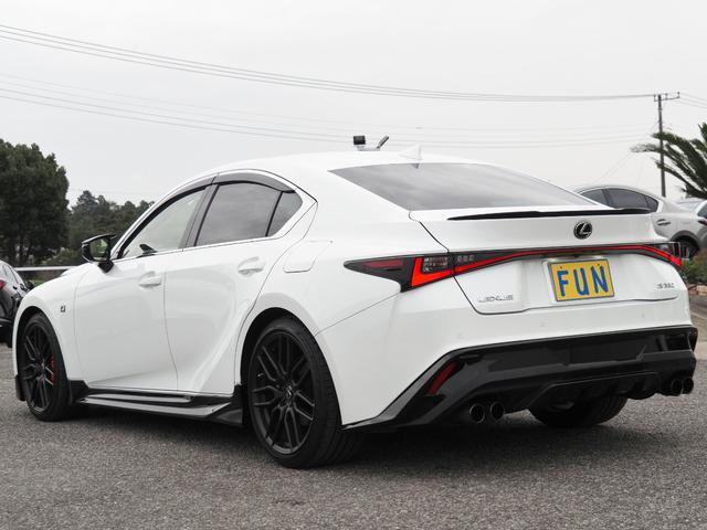 IS IS350 Fスポーツモードブラック OP・TRDエアロダイナミクスPKG OP・マクレビ OP・全周囲 OP・キャリパー セーフティシステムプラス BSM/PKSB 赤革 10.3型タッチディスプレイ BBS製マッドブラック塗装19AW(6枚目)