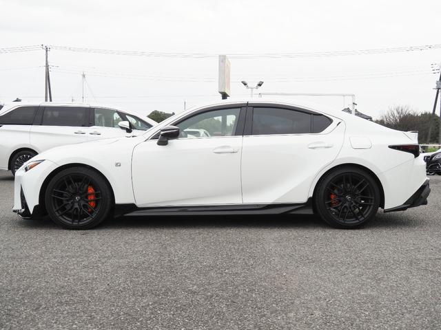 IS IS350 Fスポーツモードブラック OP・TRDエアロダイナミクスPKG OP・マクレビ OP・全周囲 OP・キャリパー セーフティシステムプラス BSM/PKSB 赤革 10.3型タッチディスプレイ BBS製マッドブラック塗装19AW(8枚目)