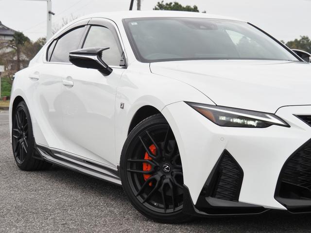 IS IS350 Fスポーツモードブラック OP・TRDエアロダイナミクスPKG OP・マクレビ OP・全周囲 OP・キャリパー セーフティシステムプラス BSM/PKSB 赤革 10.3型タッチディスプレイ BBS製マッドブラック塗装19AW(16枚目)