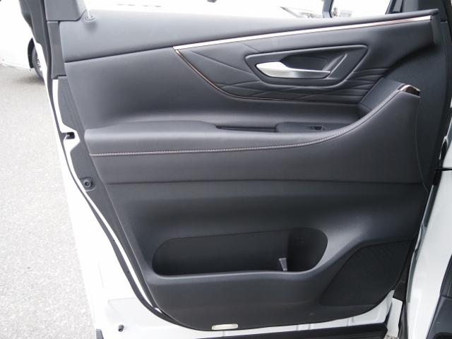 アルファードハイブリッド Z OP・トヨタチームメイト OP・デジタルインナーミラー セーフティセンス BSM/PKSB 全周囲 両自動 Pバックドア 黒合皮シート 14inディスプレイオーディオプラス 置クダケ充電(60枚目)