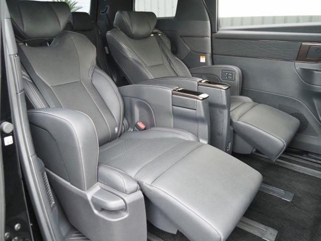 アルファードハイブリッド Z 4WD OP・トヨタチームメイト OP・12.1型後席ディスプレイ セーフティセンス BSNM/PKSB パノラミックビュー 両自動 Pバックドア 黒合皮シート ディスプレイオーディオプラス(25枚目)