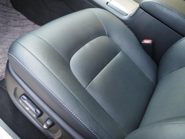 ランドクルーザー ＡＸ　Ｇセレクション　ワンオーナー禁煙車　ＯＰ・Ｔコネクトナビ＆マルチテレインモニター　ＯＰ・ブラックルーフレール　黒革シート　セーフティセンス　ＬＥＤヘッドライト　１００Ｖ／１００Ｗコンセント　ドラレコ前後（24枚目）