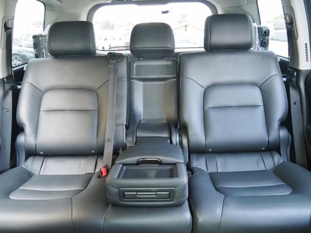 ランドクルーザー ＡＸ　Ｇセレクション　ワンオーナー禁煙車　ＯＰ・Ｔコネクトナビ＆マルチテレインモニター　ＯＰ・ブラックルーフレール　黒革シート　セーフティセンス　ＬＥＤヘッドライト　１００Ｖ／１００Ｗコンセント　ドラレコ前後（25枚目）