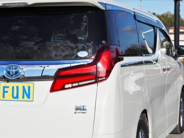 アルファードハイブリッド SR サイドリフトアップシート脱着手動 OP・3眼LEDヘッドライト OP・1500W OP・寒冷地 OP・10インチナビ OP・後席ディスプレイ 両自動 セーフティセンス 黒合皮シート OP・ドラレコ(69枚目)