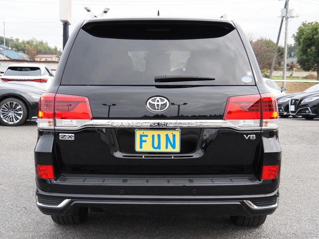 ランドクルーザー ＺＸ　走行２．９万Ｋｍ　ＯＰ・Ｔコネクトナビ＆マルチテレインモニター　ＯＰ・モデリスタエアロ　ＯＰ・パワーバックドア　ＯＰ・ルーフレール　セーフティセンス　ＢＳＭ　ブラウンナッパ革シート　サンルーフ（7枚目）