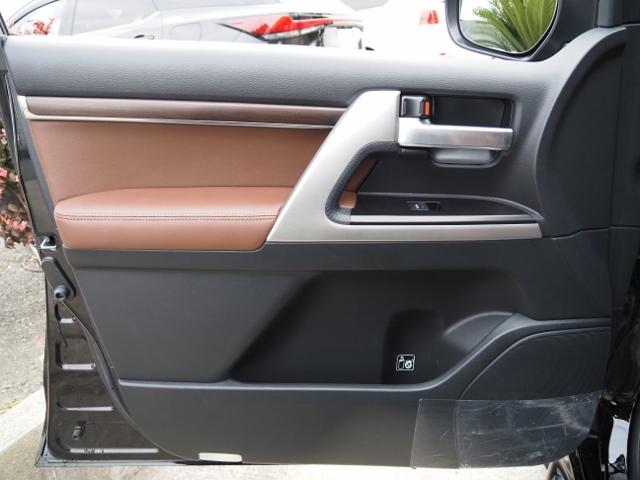 ランドクルーザー ＺＸ　走行２．９万Ｋｍ　ＯＰ・Ｔコネクトナビ＆マルチテレインモニター　ＯＰ・モデリスタエアロ　ＯＰ・パワーバックドア　ＯＰ・ルーフレール　セーフティセンス　ＢＳＭ　ブラウンナッパ革シート　サンルーフ（54枚目）