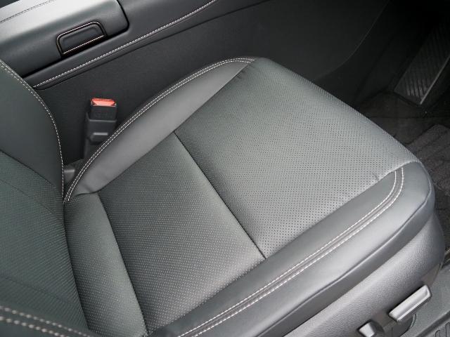 アルファードハイブリッド Ｚ　ＯＰ・左右独立ムーンルーフ　ＯＰ・モデリスタエアロ　ＯＰ・ユニバ－サルステップ　ＯＰ・トヨタチームメイト　ＯＰ・ＨＵＤ　ＯＰ・Ｄインナーミラー　セーフティセンス　全周囲　黒合皮シート（28枚目）