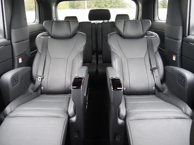 アルファードハイブリッド Ｚ　ＯＰ・左右独立ムーンルーフ　ＯＰ・モデリスタエアロ　ＯＰ・ユニバ－サルステップ　ＯＰ・トヨタチームメイト　ＯＰ・ＨＵＤ　ＯＰ・Ｄインナーミラー　セーフティセンス　全周囲　黒合皮シート（31枚目）