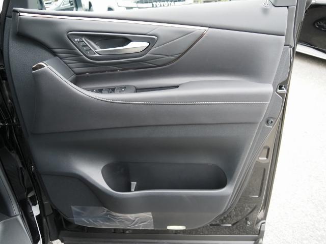 アルファードハイブリッド Ｚ　ＯＰ・左右独立ムーンルーフ　ＯＰ・モデリスタエアロ　ＯＰ・ユニバ－サルステップ　ＯＰ・トヨタチームメイト　ＯＰ・ＨＵＤ　ＯＰ・Ｄインナーミラー　セーフティセンス　全周囲　黒合皮シート（65枚目）