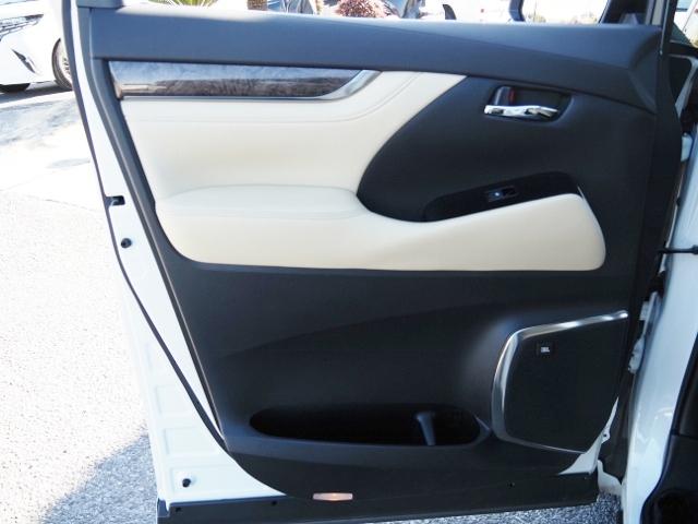 アルファード ３．５エグゼクティブラウンジ　４ＷＤ　法人１オーナー禁煙車　ＯＰ・ツインサンルーフ　セーフティセンス　ＢＳＭ／ＲＣＴＡ／ＩＣＳ　両自動　Ｐバックドア　ＪＢＬメーカーナビ＆リヤエンタメ＆全周囲＆ＩＰＡ２＆Ｄインナーミラー　べージュ革（59枚目）