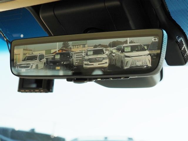 アルファードハイブリッド Ｇ　Ｆパッケージ　ＯＰ・電動サイドステップ　ＯＰ・２ＳＲ　ＯＰ・ＢＳＭ／Ｄインナーミラー　ディスプレイオーディオ　ＯＰ・ナビ　ＯＰ・ＴＶ　ＯＰ・ＣＤ／ＤＶＤ　セーフティセンス　両自動　Ｐバックドア　フラクセン合皮シート（42枚目）