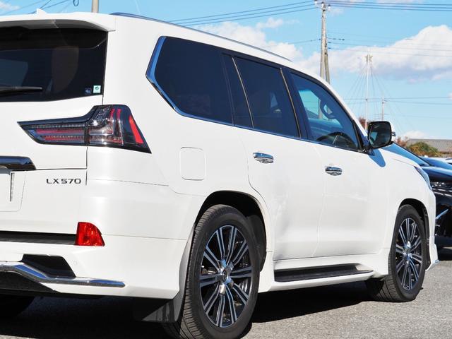ＬＸ ＬＸ５７０ブラックシークエンス　特別仕様車　１オーナー禁煙車　ＯＰ・モデリスタエアロ＆マフラー　ＯＰ・２１ＡＷ　ＳＲ　セーフティシステムプラス　ＢＳＭ／ＲＣＴＡ　ＨＵＤ　クールＢＯＸ　Ｐバックドア　本革シート　１２．３型ナビ　全周囲（14枚目）