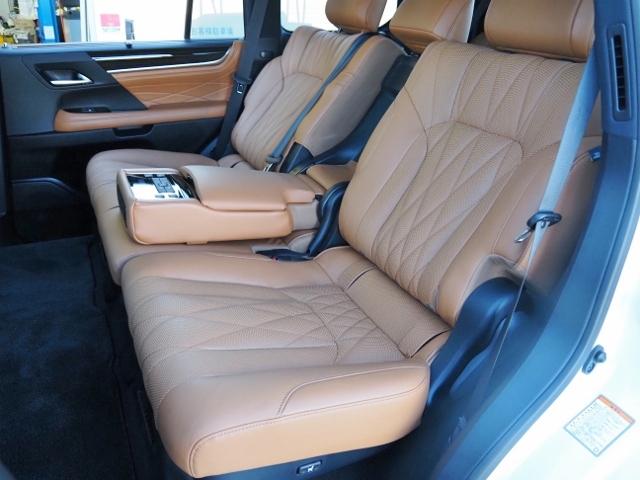 ＬＸ ＬＸ５７０ブラックシークエンス　特別仕様車　１オーナー禁煙車　ＯＰ・モデリスタエアロ＆マフラー　ＯＰ・２１ＡＷ　ＳＲ　セーフティシステムプラス　ＢＳＭ／ＲＣＴＡ　ＨＵＤ　クールＢＯＸ　Ｐバックドア　本革シート　１２．３型ナビ　全周囲（29枚目）