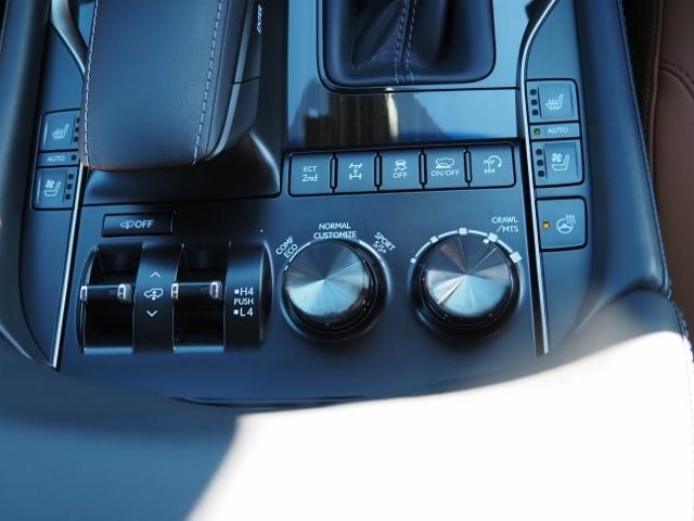 ＬＸ ＬＸ５７０ブラックシークエンス　特別仕様車　１オーナー禁煙車　ＯＰ・モデリスタエアロ＆マフラー　ＯＰ・２１ＡＷ　ＳＲ　セーフティシステムプラス　ＢＳＭ／ＲＣＴＡ　ＨＵＤ　クールＢＯＸ　Ｐバックドア　本革シート　１２．３型ナビ　全周囲（53枚目）