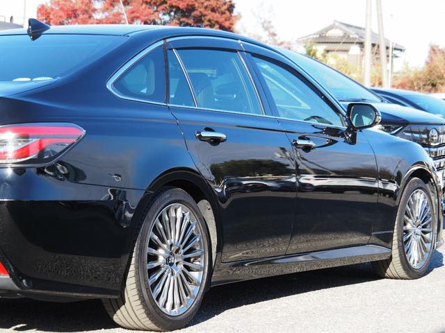 クラウンハイブリッド Ｇ　法人ワンオーナー禁煙車　走行２万Ｋｍ　ＯＰ・リヤコンフォートＰＫＧ　ＯＰ・セーフティＰＫＧプラス　ＯＰ・１５００Ｗ　セーフティセンス　ＢＳＭ　ＨＵＤ　黒革　１２．３型ナビ　３眼ＬＥＤ／シーケンシャル（10枚目）