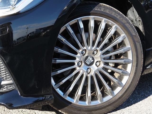 クラウンハイブリッド Ｇ　法人ワンオーナー禁煙車　走行２万Ｋｍ　ＯＰ・リヤコンフォートＰＫＧ　ＯＰ・セーフティＰＫＧプラス　ＯＰ・１５００Ｗ　セーフティセンス　ＢＳＭ　ＨＵＤ　黒革　１２．３型ナビ　３眼ＬＥＤ／シーケンシャル（14枚目）