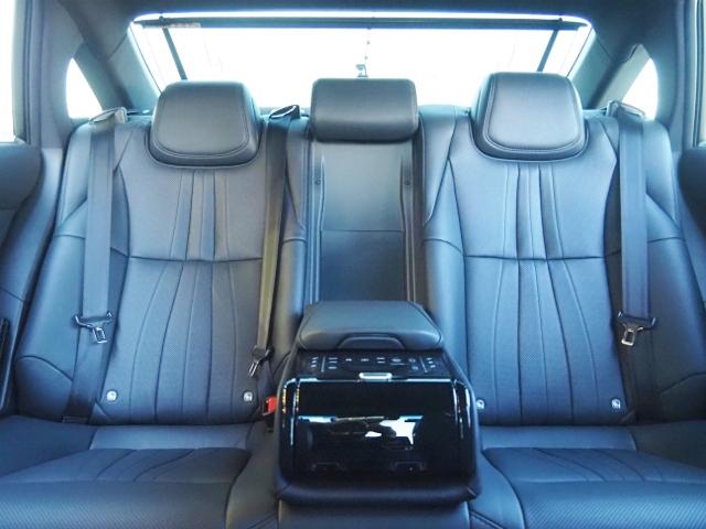 クラウンハイブリッド Ｇ　法人ワンオーナー禁煙車　走行２万Ｋｍ　ＯＰ・リヤコンフォートＰＫＧ　ＯＰ・セーフティＰＫＧプラス　ＯＰ・１５００Ｗ　セーフティセンス　ＢＳＭ　ＨＵＤ　黒革　１２．３型ナビ　３眼ＬＥＤ／シーケンシャル（22枚目）