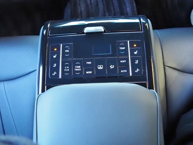 クラウンハイブリッド Ｇ　法人ワンオーナー禁煙車　走行２万Ｋｍ　ＯＰ・リヤコンフォートＰＫＧ　ＯＰ・セーフティＰＫＧプラス　ＯＰ・１５００Ｗ　セーフティセンス　ＢＳＭ　ＨＵＤ　黒革　１２．３型ナビ　３眼ＬＥＤ／シーケンシャル（23枚目）