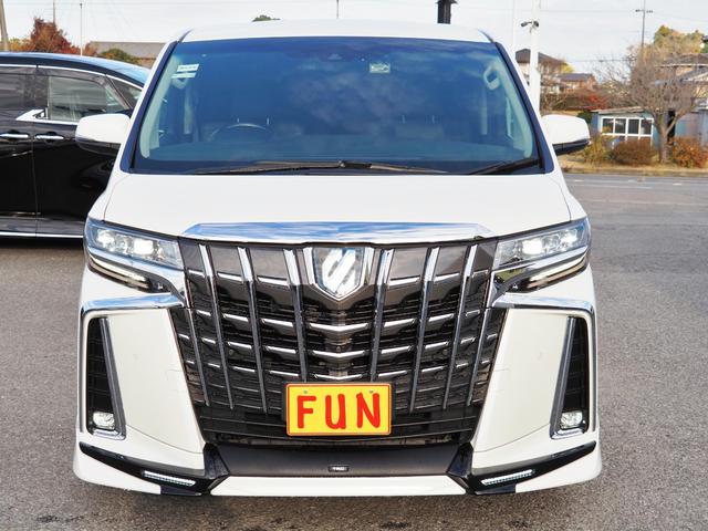 アルファードハイブリッド ＳＲ　福祉車両サイドリフトアップチルトシート　ＯＰ・ＴＲＤエアロ＆マフラー　ＯＰ・ＪＢＬメーカーナビ＆リヤエンタメ＆全周囲＆ＩＰＡ２＆ＢＳＭ＆Ｄインナーミラー　セーフティセンス　両自動　黒合皮シート（2枚目）