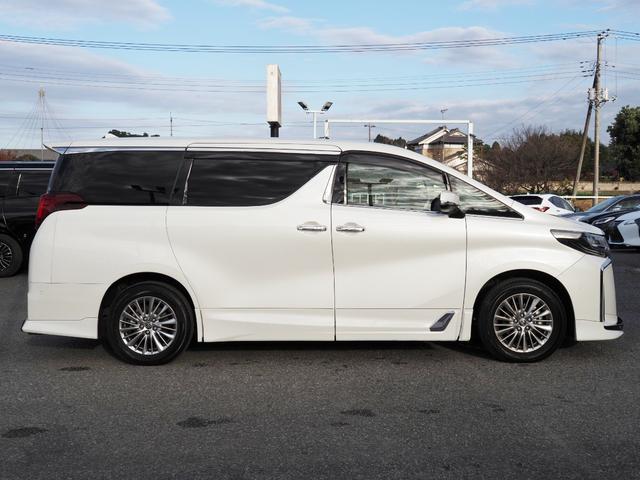 アルファードハイブリッド ＳＲ　福祉車両サイドリフトアップチルトシート　ＯＰ・ＴＲＤエアロ＆マフラー　ＯＰ・ＪＢＬメーカーナビ＆リヤエンタメ＆全周囲＆ＩＰＡ２＆ＢＳＭ＆Ｄインナーミラー　セーフティセンス　両自動　黒合皮シート（9枚目）