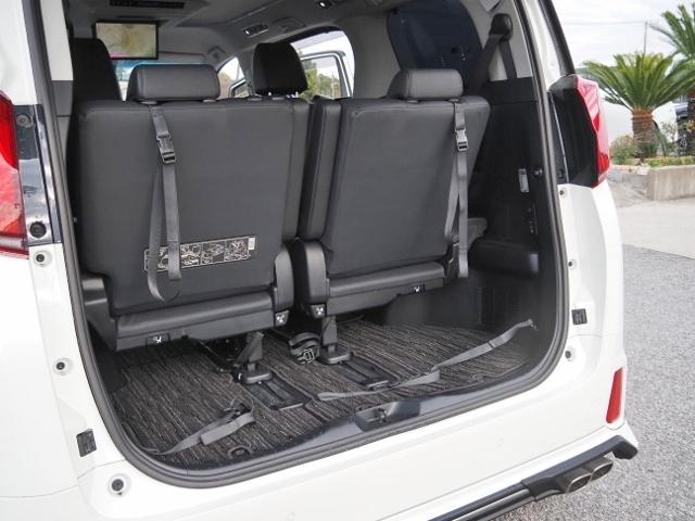 アルファードハイブリッド ＳＲ　福祉車両サイドリフトアップチルトシート　ＯＰ・ＴＲＤエアロ＆マフラー　ＯＰ・ＪＢＬメーカーナビ＆リヤエンタメ＆全周囲＆ＩＰＡ２＆ＢＳＭ＆Ｄインナーミラー　セーフティセンス　両自動　黒合皮シート（38枚目）