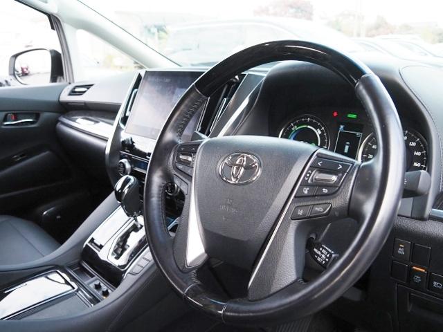 アルファードハイブリッド ＳＲ　福祉車両サイドリフトアップチルトシート　ＯＰ・ＴＲＤエアロ＆マフラー　ＯＰ・ＪＢＬメーカーナビ＆リヤエンタメ＆全周囲＆ＩＰＡ２＆ＢＳＭ＆Ｄインナーミラー　セーフティセンス　両自動　黒合皮シート（63枚目）