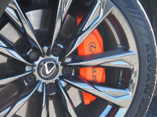 ＩＳ ＩＳ３００ｈ　Ｆスポーツ　ＯＰ・ＳＲ　ＯＰ・３連フルＬＥＤライト　ＯＰ・赤革　ＯＰ・全周囲　ＯＰ・キャリパー　ＯＰ・１９ＡＷ　ＯＰ・ＴＲＤリヤディフューザー＆マフラ－　セーフティシステムプラス　ＢＳＭ／ＰＫＳＢ　１０．３型ナビ（19枚目）