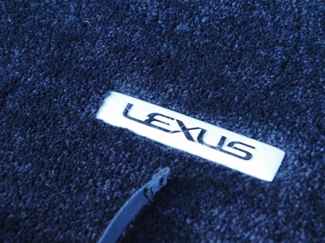 ＩＳ ＩＳ３００ｈ　Ｆスポーツ　ＯＰ・ＳＲ　ＯＰ・３連フルＬＥＤライト　ＯＰ・赤革　ＯＰ・全周囲　ＯＰ・キャリパー　ＯＰ・１９ＡＷ　ＯＰ・ＴＲＤリヤディフューザー＆マフラ－　セーフティシステムプラス　ＢＳＭ／ＰＫＳＢ　１０．３型ナビ（31枚目）