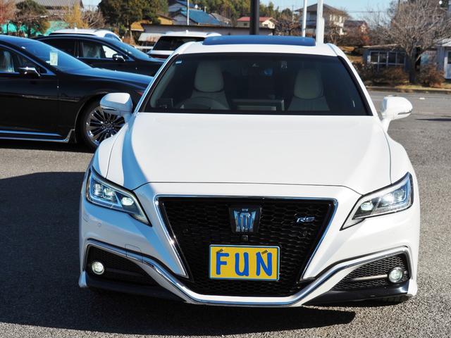 クラウンハイブリッド ＲＳアドバンス　ＯＰ・セーフティＰＫＧプラス（Ｄインナーミラー・全周囲・ＰＫＳＢ／ＲＣＤ）　ＯＰ・サンルーフ　ＯＰ・置クダケ充電　ホワイトレザー　セーフティセンス　ＢＳＭ　ＨＵＤ　１２．３型ナビ　ＯＰ・ドラレコ（2枚目）