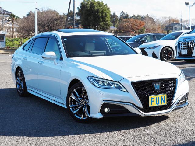 クラウンハイブリッド ＲＳアドバンス　ＯＰ・セーフティＰＫＧプラス（Ｄインナーミラー・全周囲・ＰＫＳＢ／ＲＣＤ）　ＯＰ・サンルーフ　ＯＰ・置クダケ充電　ホワイトレザー　セーフティセンス　ＢＳＭ　ＨＵＤ　１２．３型ナビ　ＯＰ・ドラレコ（3枚目）