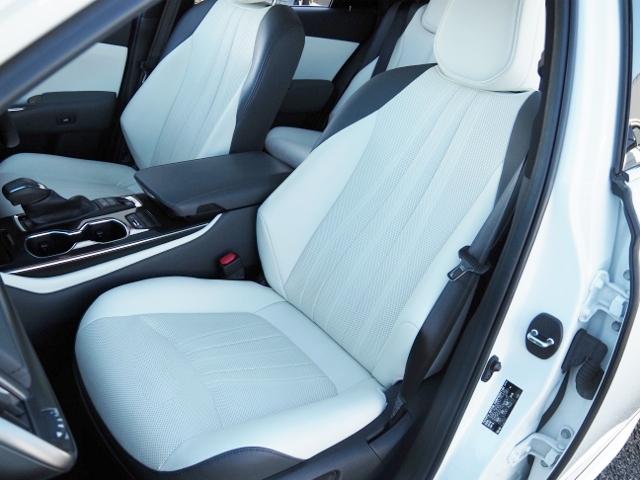 クラウンハイブリッド ＲＳアドバンス　ＯＰ・セーフティＰＫＧプラス（Ｄインナーミラー・全周囲・ＰＫＳＢ／ＲＣＤ）　ＯＰ・サンルーフ　ＯＰ・置クダケ充電　ホワイトレザー　セーフティセンス　ＢＳＭ　ＨＵＤ　１２．３型ナビ　ＯＰ・ドラレコ（24枚目）