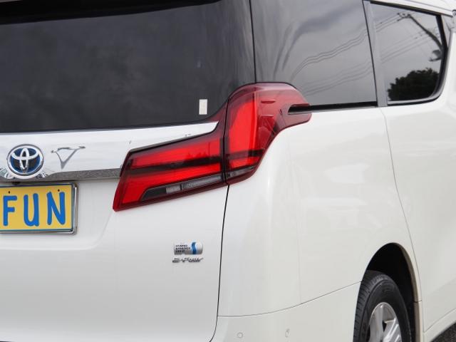 アルファードハイブリッド X 8人乗り OP・JBLメーカーナビ&リヤエンタメ&全周囲&Dインナーミラー&BSM&IPA2 セーフティセンス 両自動 フラクセンファブリックシート 1500W スペアタイヤ ドラレコ前後(60枚目)