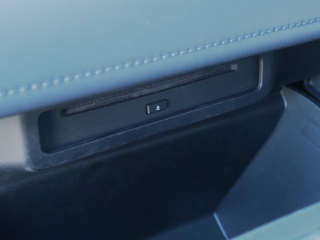 アルファードハイブリッド エグゼクティブラウンジ 4WD OP・ユニバーサルステップ OP・CD/DVD セーフティセンス チームメイト HUD Dインナーミラー 両自動 Pバックドア 左右独立ムーンルーフ 黒ナッパ革 JBL リヤエンタメ 全周囲(61枚目)