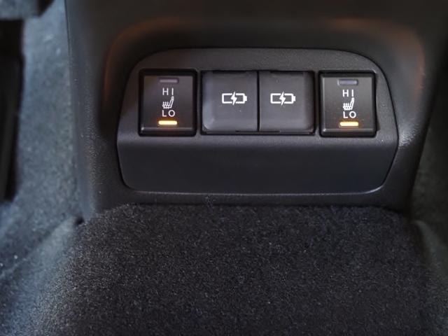 ＵＸ ＵＸ３００ｅ　バージョンＬ　後期型　ワンオーナー禁煙車　走行１万ｋｍ　セーフティシステムプラス　ＰＫＳＢ　ハンズフリーＰバックドア　角型３眼ＬＥＤライト　ヘーゼル革シート　マクレビ　１２．３型ナビ　１５００Ｗ　ドラレコ前後（27枚目）