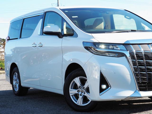 アルファードハイブリッド Ｘ　８人乗　セーフティセンス　ディスプレイオーディオ　ＯＰ・ナビキット　ＯＰ・ＣＤ／ＤＶＤデッキ　ＯＰ・１５００Ｗ　両自動　フラクセンファブリックシート　２眼ＬＥＤライト　ＯＰ・ドラレコ　レンタＵＰ車（10枚目）