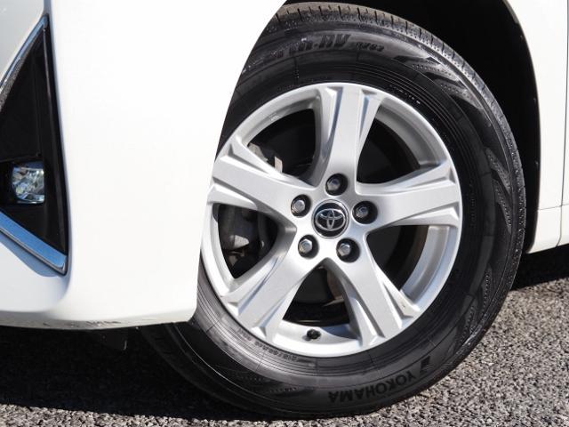 アルファードハイブリッド Ｘ　８人乗　セーフティセンス　ディスプレイオーディオ　ＯＰ・ナビキット　ＯＰ・ＣＤ／ＤＶＤデッキ　ＯＰ・１５００Ｗ　両自動　フラクセンファブリックシート　２眼ＬＥＤライト　ＯＰ・ドラレコ　レンタＵＰ車（15枚目）