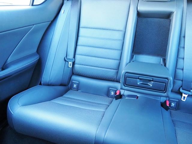 ＩＳ ＩＳ３５０　Ｆスポーツ　ＯＰ・ＳＲ　ＯＰ・マクレビ　ＯＰ・キャリパー　ＯＰ・ＴＲＤエアロダイナミクスＰＫＧ　ＯＰ・全周囲　ＯＰ・３連フルＬＥＤライト　ＯＰ・リヤトルセンＬＳＤ　ＯＰ・革スポーツシート　セーフティシステムプラス（61枚目）