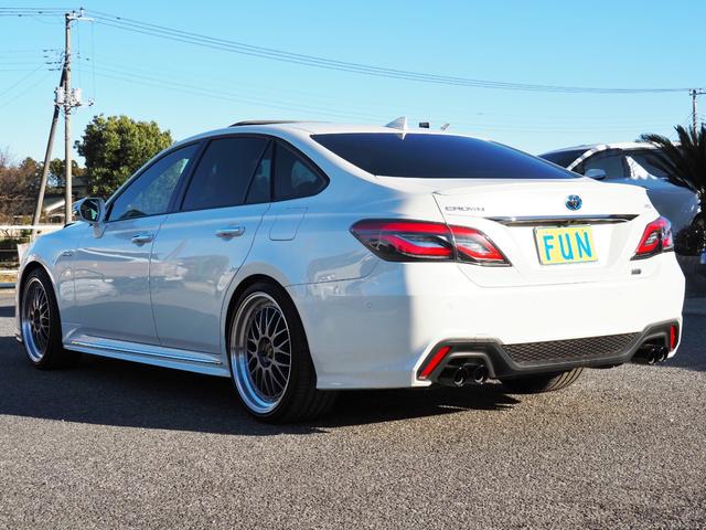 クラウンハイブリッド RSアドバンス 3500cc OP・SR OP・レザーシート OP・セーフティPKGプラス(全周囲・IPA2・PKSB/RCD) OP・リヤオートサンシェード OP・Dインナーミラー セ-フティセンス BSM HUD(6枚目)