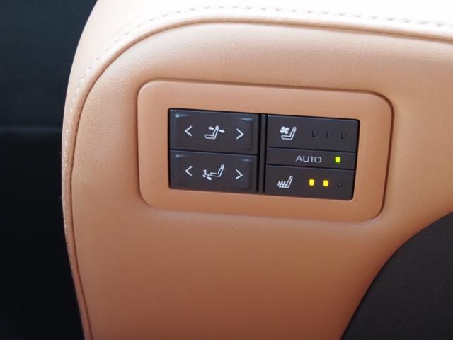 ヴェルファイアハイブリッド Z プレミア 4WD OP・ユニバーサルステップ OP・Dインナーミラー OP・後席ディスプレイ セーフティセンス BSM 全周囲 チームメイト 黒革 14inディスプレイオーディオプラス 左右独立ムーンルーフ(32枚目)