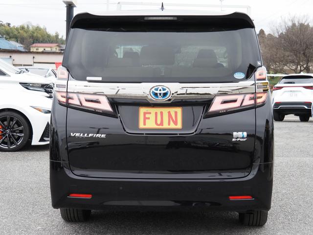 ヴェルファイアハイブリッド Ｘ　福祉車両サイドリフトアップ脱着電動　車椅子収納装置付　セーフティセンス　両自動　フラクセンファブリックシート　ツインモニター　バックカメラ　２眼ＬＥＤライト（7枚目）