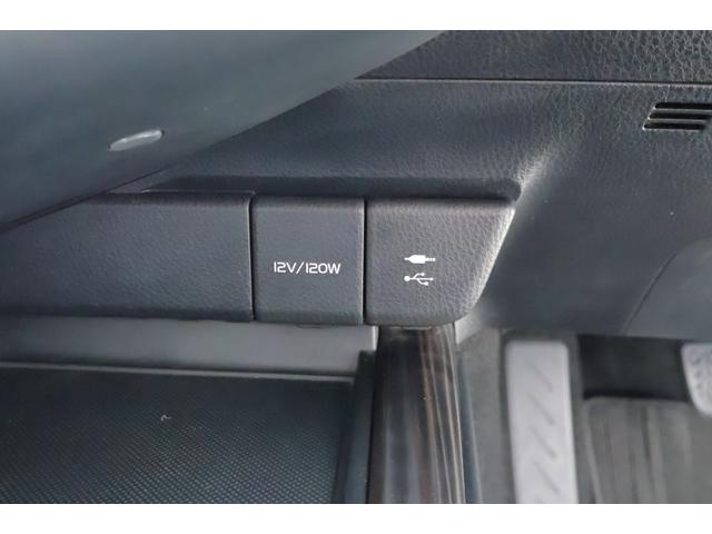 カムリ Ｇレザーパッケージ　メーカーナビ　Ｂｌｕｅｔｏｏｔｈ　ＤＶＤ　ブルーレイ　純正１８インチアルミ　シートヒーター　サンルーフ　ＥＴＣ２．０　レーダークルーズコントロール　ＨＵＤ（28枚目）