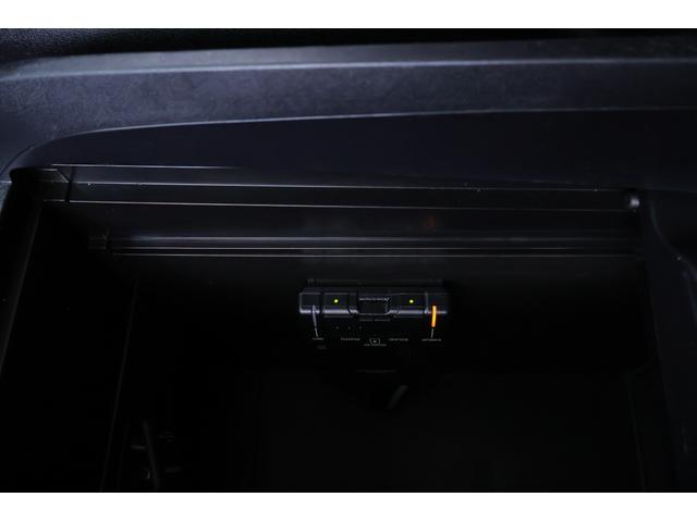 アルファード ２．５Ｓ　４ＷＤ　衝突被害軽減ブレーキ　純正９型ナビ地デジ　バックカメラ　後席モニター　スマートキー　ＥＴＣ　レーダークルーズ　クリアランスソナー　車線逸脱警報　オートハイビーム　両側電動ドア　ＬＥＤライト　ドラレコ　ＡＣ１００Ｖ電源　横滑防止装置　ワンオーナ（32枚目）