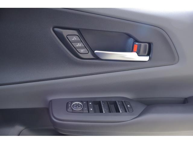 プリウス Z 衝突被害軽減ブレーキ BSM 12.3インチDA地デジ 全周囲カメラ ETC2.0 レーダークルーズ 車線逸脱警報 パワーシート シートヒーター&クール ステアリングヒーター AC100V-1500W クリアランスソナー パワーバックドア ワンオーナー(40枚目)