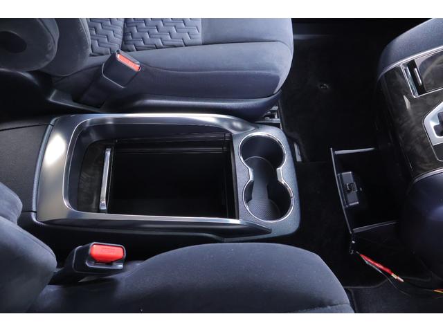 アルファード ２．５Ｓ　４ＷＤ　衝突被害軽減ブレーキ　１０インチナビ地デジ　バックカメラ　後席モニター　スマートキー　ＥＴＣ　レーダークルーズ　両側電動ドア　クリアランスソナー　ＡＣ１００Ｖ電源　Ｂｌｕｅｔｏｏｔｈ接続　ＬＥＤヘッドライト　横滑り防止装置　ワンオーナー（31枚目）